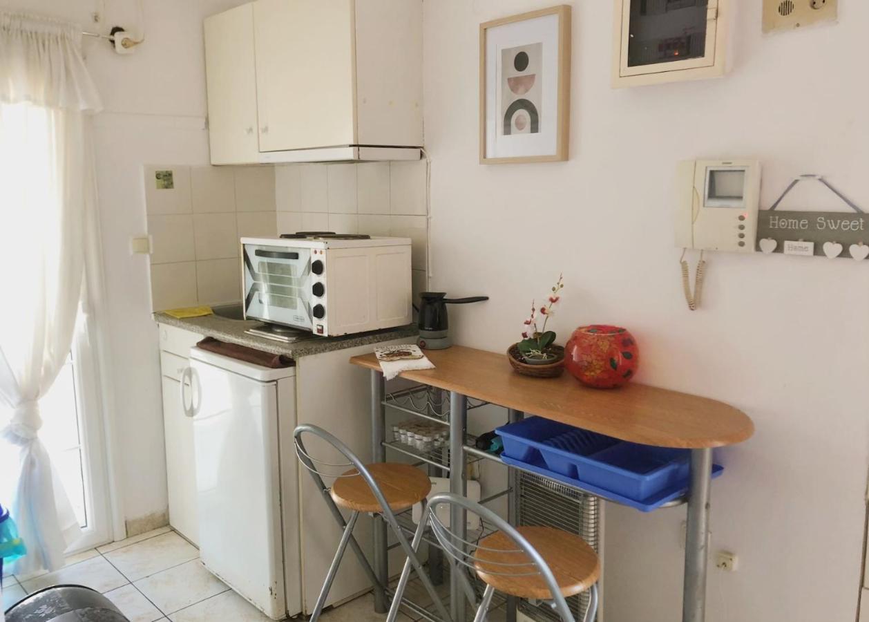 Cozy Seaview Studio - Piraeus Appartement Buitenkant foto