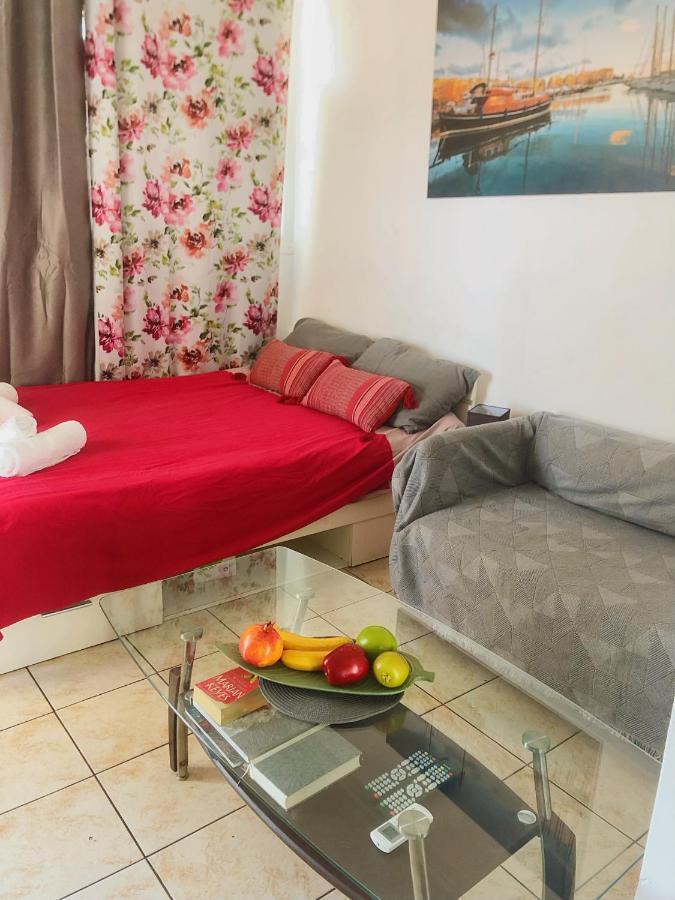 Cozy Seaview Studio - Piraeus Appartement Buitenkant foto